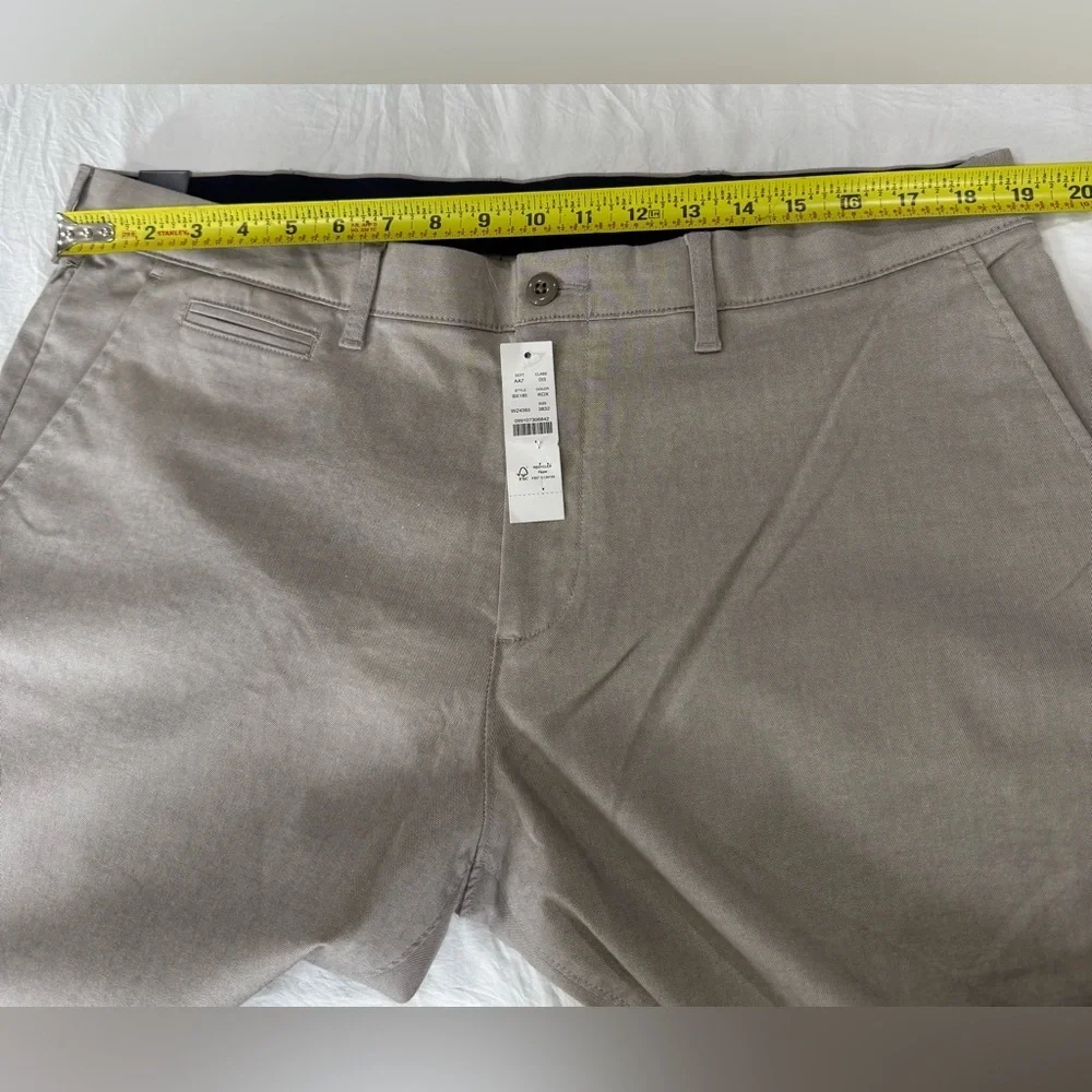 J. Crew Men's Light Tan Chinos